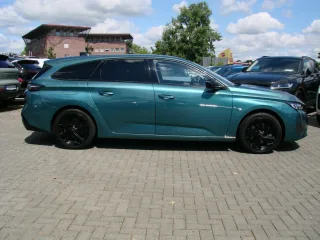 PEUGEOT 308 – Fahrzeugbild 4