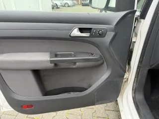 VW Caddy – Fahrzeugbild 6