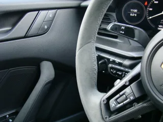 PORSCHE 992 – Fahrzeugbild 11
