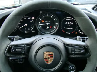 PORSCHE 992 – Fahrzeugbild 12