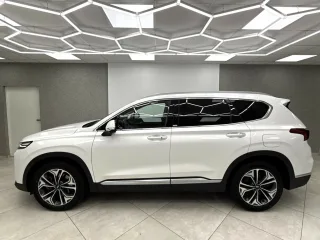 HYUNDAI Santa – Fahrzeugbild 3