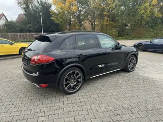 PORSCHE Cayenne – Fahrzeugbild 3