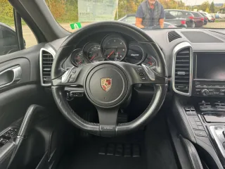 PORSCHE Cayenne – Fahrzeugbild 7