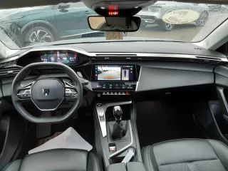 PEUGEOT 308 – Fahrzeugbild 10