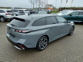 PEUGEOT 308 – Fahrzeugbild 4