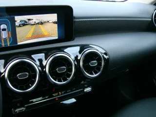 MERCEDES-BENZ A 200 – Fahrzeugbild 12