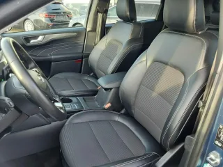 FORD KUGA – Fahrzeugbild 6