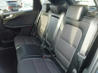 FORD KUGA – Fahrzeugbild 8