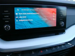 SKODA Octavia – Fahrzeugbild 14