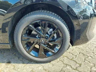OPEL CORSA – Fahrzeugbild 4