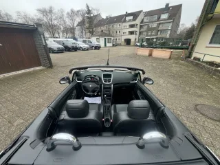 PEUGEOT 207 – Fahrzeugbild 2