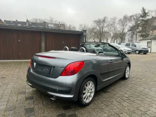 PEUGEOT 207 – Fahrzeugbild 7