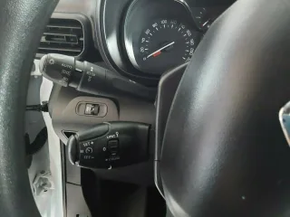 CITROEN Berlingo – Fahrzeugbild 11