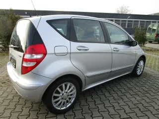 MERCEDES-BENZ A 200 – Fahrzeugbild 5