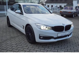 BMW 318 – Fahrzeugbild 3