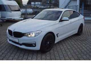 BMW 318 – Fahrzeugbild 4