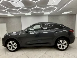 AUDI Q5 – Fahrzeugbild 3