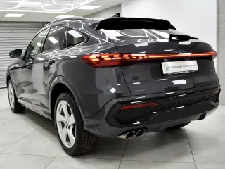 AUDI Q5 – Fahrzeugbild 4