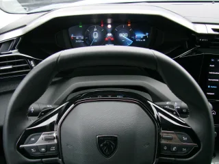 PEUGEOT 308 – Fahrzeugbild 10