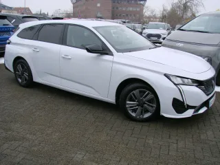 PEUGEOT 308 – Fahrzeugbild 7