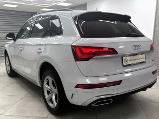 AUDI Q5 – Fahrzeugbild 4