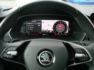 SKODA Octavia – Fahrzeugbild 10