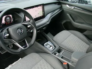 SKODA Octavia – Fahrzeugbild 14
