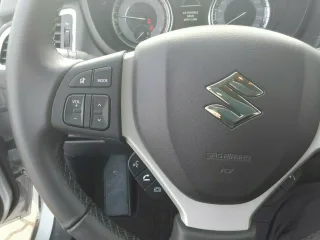 SUZUKI S-Cross – Fahrzeugbild 15