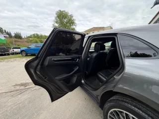 PORSCHE Macan – Fahrzeugbild 11