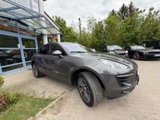 PORSCHE Macan – Fahrzeugbild 6