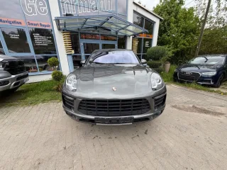 PORSCHE Macan – Fahrzeugbild 7