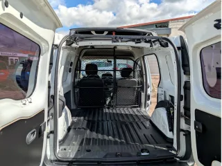 RENAULT Kangoo – Fahrzeugbild 12