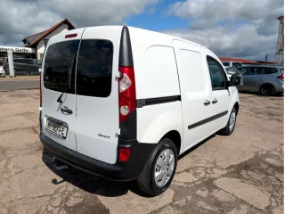 RENAULT Kangoo – Fahrzeugbild 9