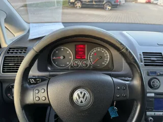 VW Touran – Fahrzeugbild 11