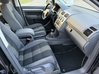 VW Touran – Fahrzeugbild 5