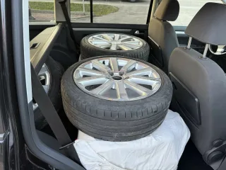 VW Touran – Fahrzeugbild 6