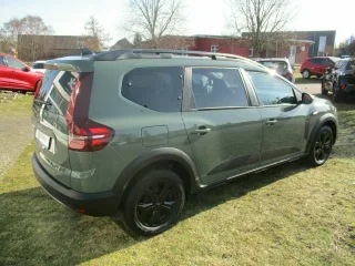 DACIA Jogger – Fahrzeugbild 4