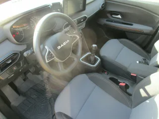 DACIA Jogger – Fahrzeugbild 6