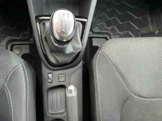 RENAULT Clio – Fahrzeugbild 13