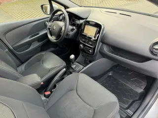 RENAULT Clio – Fahrzeugbild 5