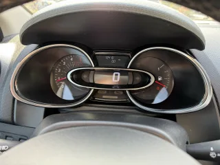 RENAULT Clio – Fahrzeugbild 7