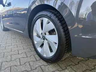 VW GOLF – Fahrzeugbild 6