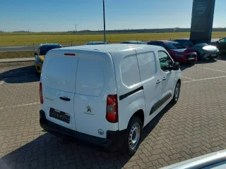PEUGEOT Partner – Fahrzeugbild 8