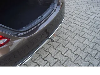 MERCEDES-BENZ C 200 – Fahrzeugbild 9