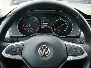 VW Passat – Fahrzeugbild 10
