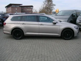 VW Passat – Fahrzeugbild 4