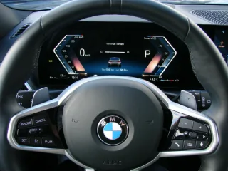 BMW 320 – Fahrzeugbild 10