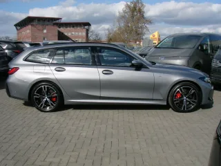 BMW 320 – Fahrzeugbild 4