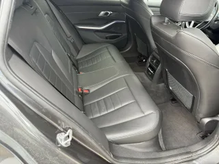 BMW 320D – Fahrzeugbild 11
