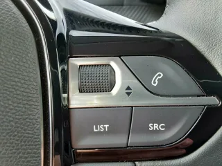 PEUGEOT 208 – Fahrzeugbild 13